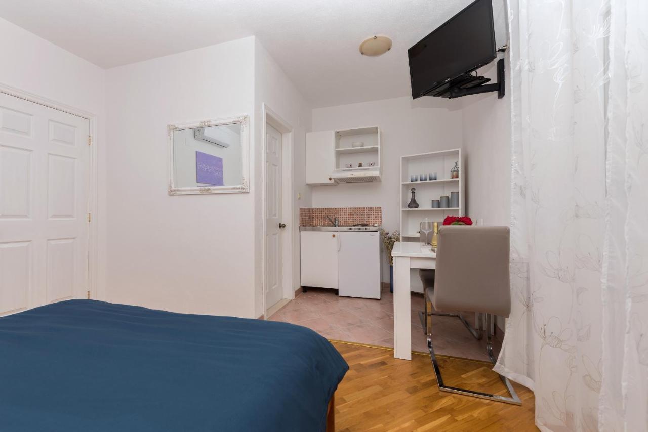 Skiljini Dvori - Studio-Apartman 1 Makarska Exterior foto